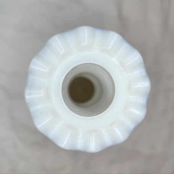 Avon Milkglass Bud Vase - Picture 7 of 10